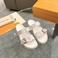 Louis Vuitton Slippers